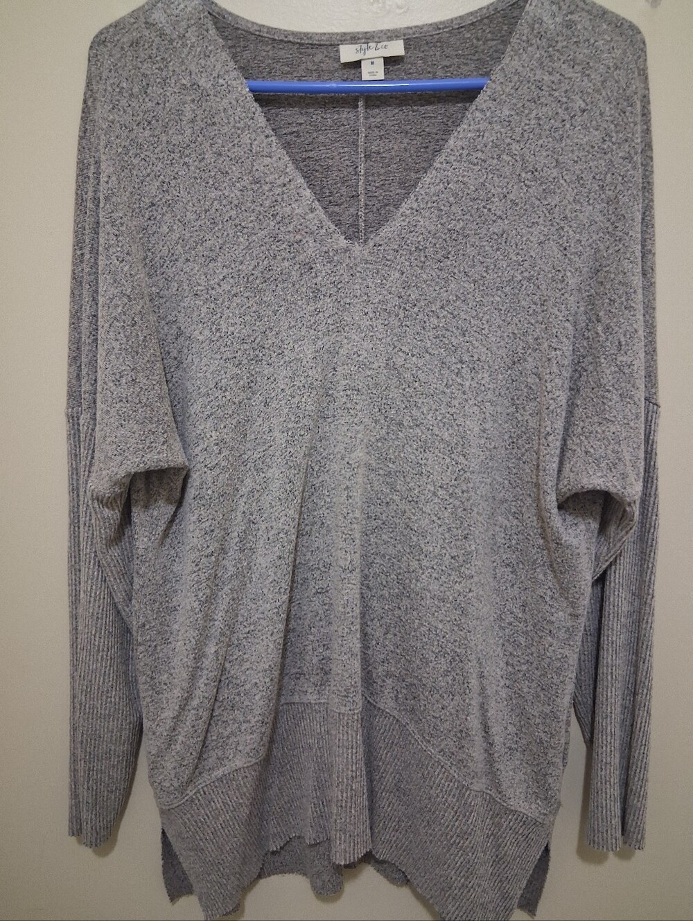 Style & Co. Men’s Heather Gray V-Neck Sweater